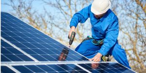 Installation Maintenance Panneaux Solaires Photovoltaïques à Berrie